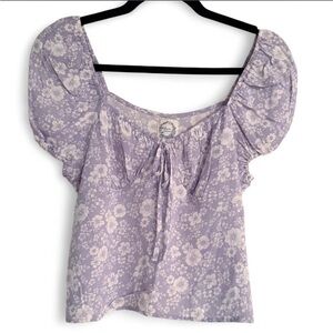 Lavender Floral PuffPeasant crop top